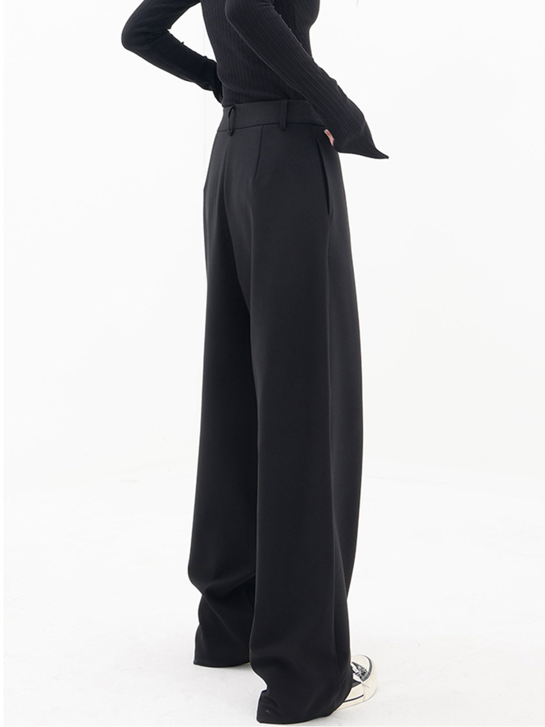 Lizzy - Comfortable & Loose-Fit Pants