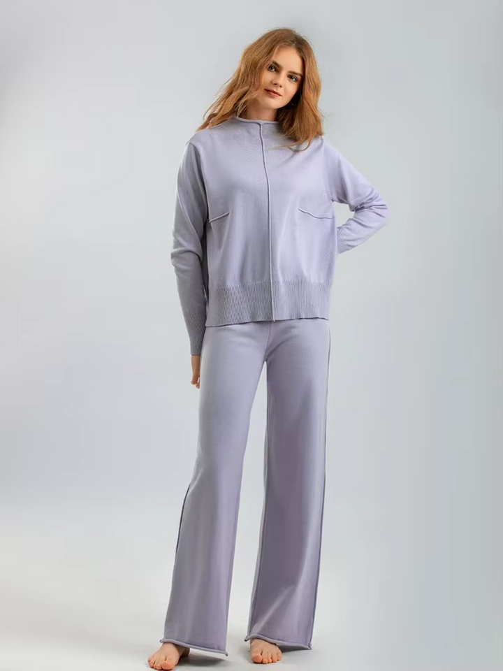 Tina/ Knitted mid-collar jumper and trousers