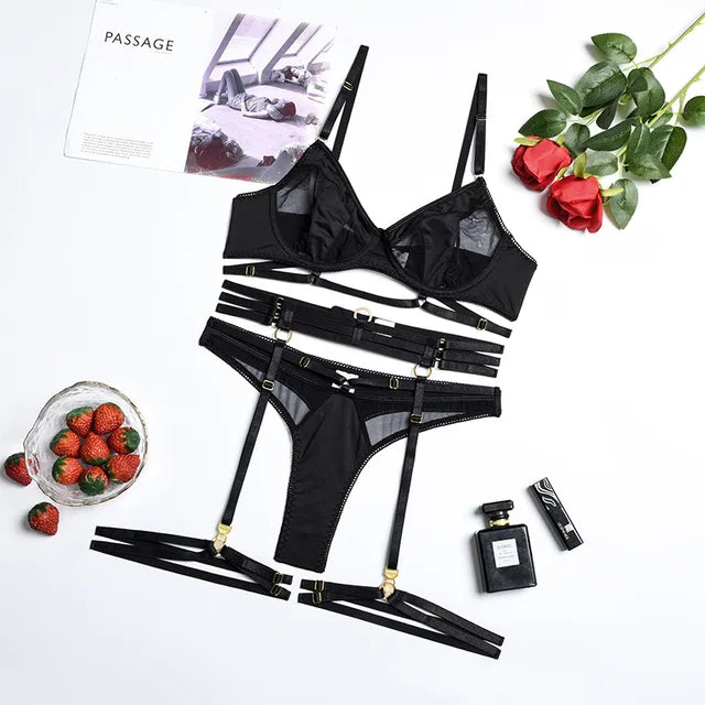 Alina | Three-Piece French Lingerie Set